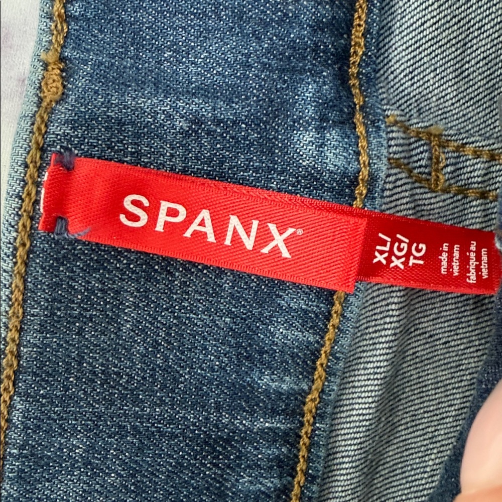 SPANX® Cropped Wide Leg Jeans in Stonewashed Blue Size XL - Picture 5 of 14